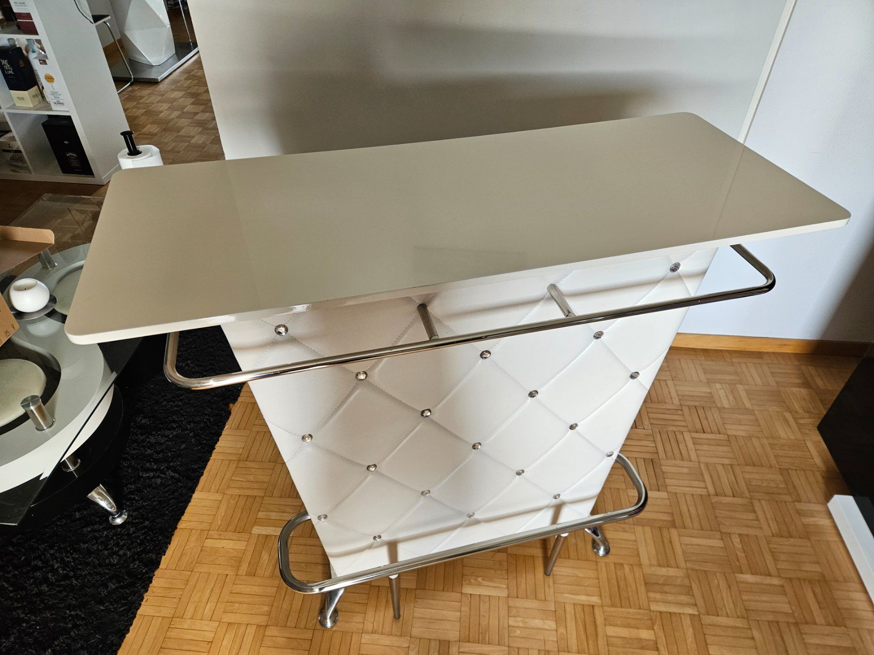 Allestimento di negozi e stand fieristici: Bar – Usato da Winterthur venduto da ThomasVtec 6