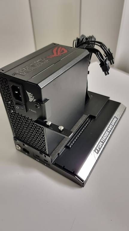 Asus Docking station: ROG ALLY X DOKING STATION – Nuovo (secondo la descrizione) da Unterengstringen venduto da Baldyman