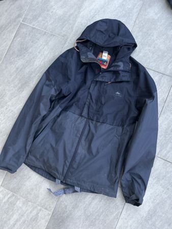 Quechua Regenjacke Grösse L wasserdicht guter Zustand