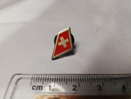 Pin mit neuem Logo der Swiss International Air Lines