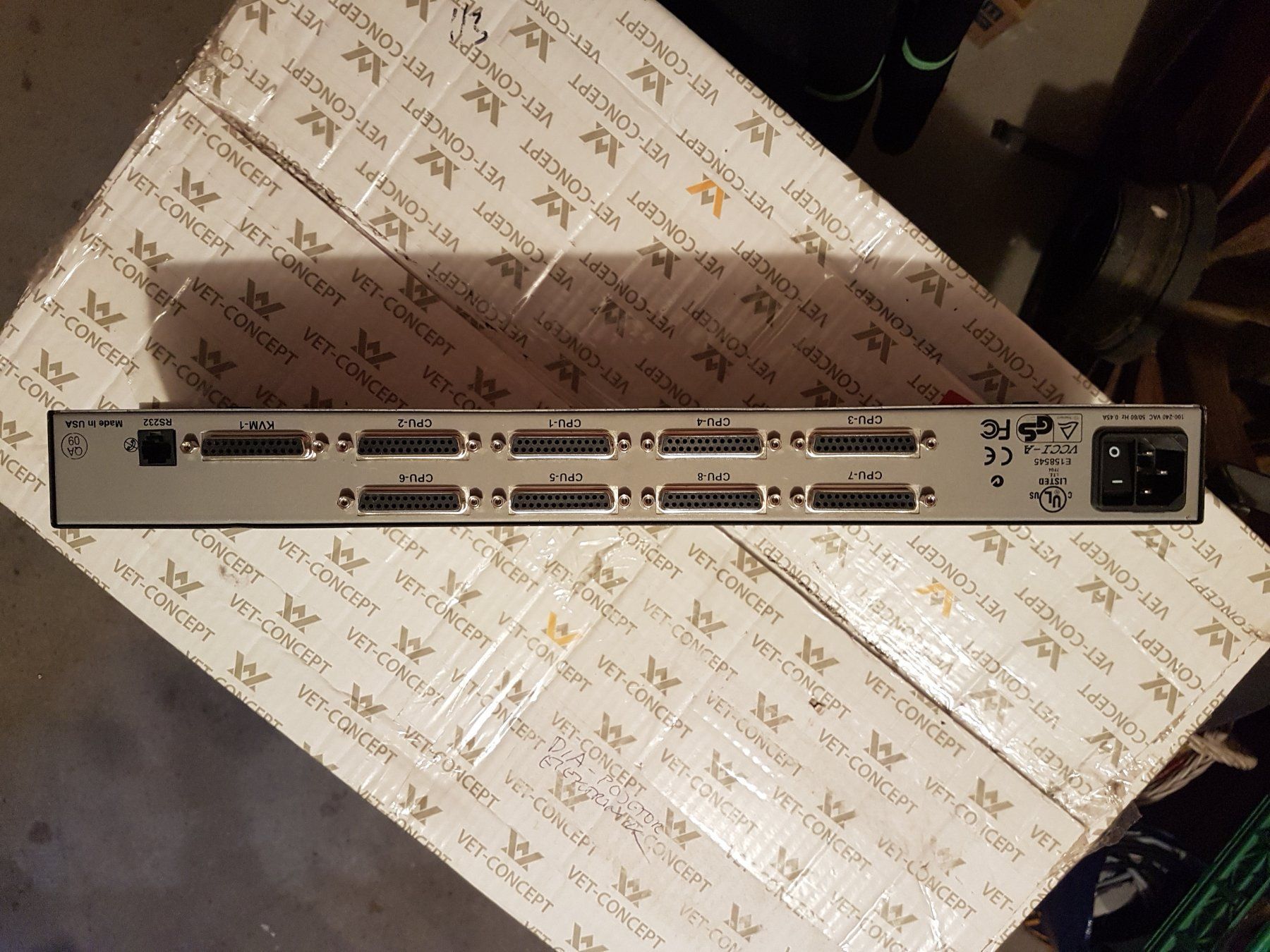 PC: KVM-Switch 8-Port von BlackBox – Usato da Roggwil venduto da abis72 1