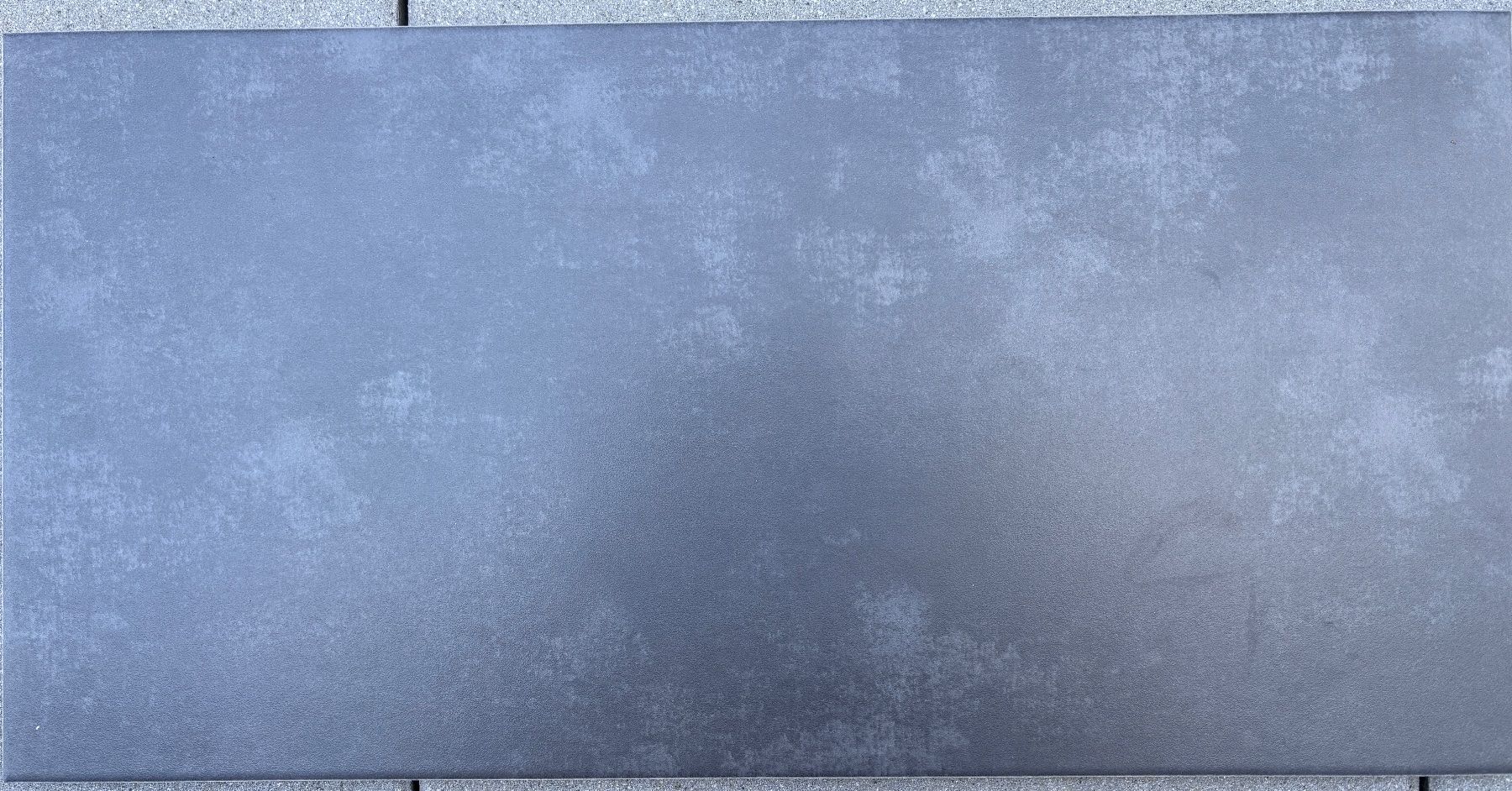 Servierplatten: Bodenplatten/ Feinsteinzeug Anthrazit, 30x60 – Neu und originalverpackt aus Laupersdorf von Cbrian