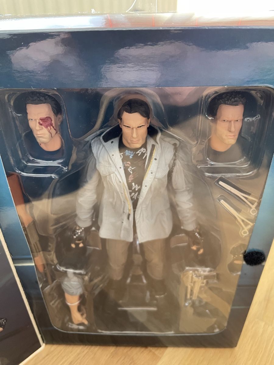 Neca Statuette: Terminator Figur von Neca in OVP – Usato da Belp venduto da beardman 2