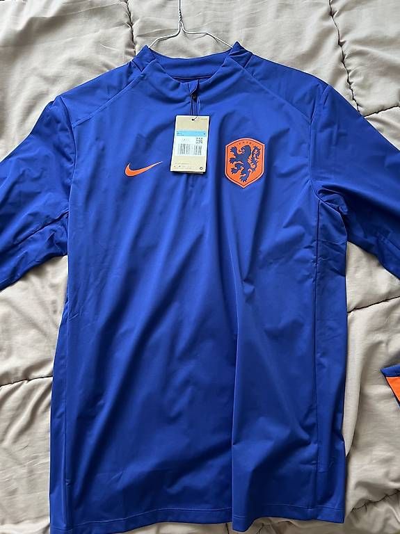 Canottiere & Pantaloni: Niederlande Trainingslangarm – Usato da Dietikon venduto da M.C1998