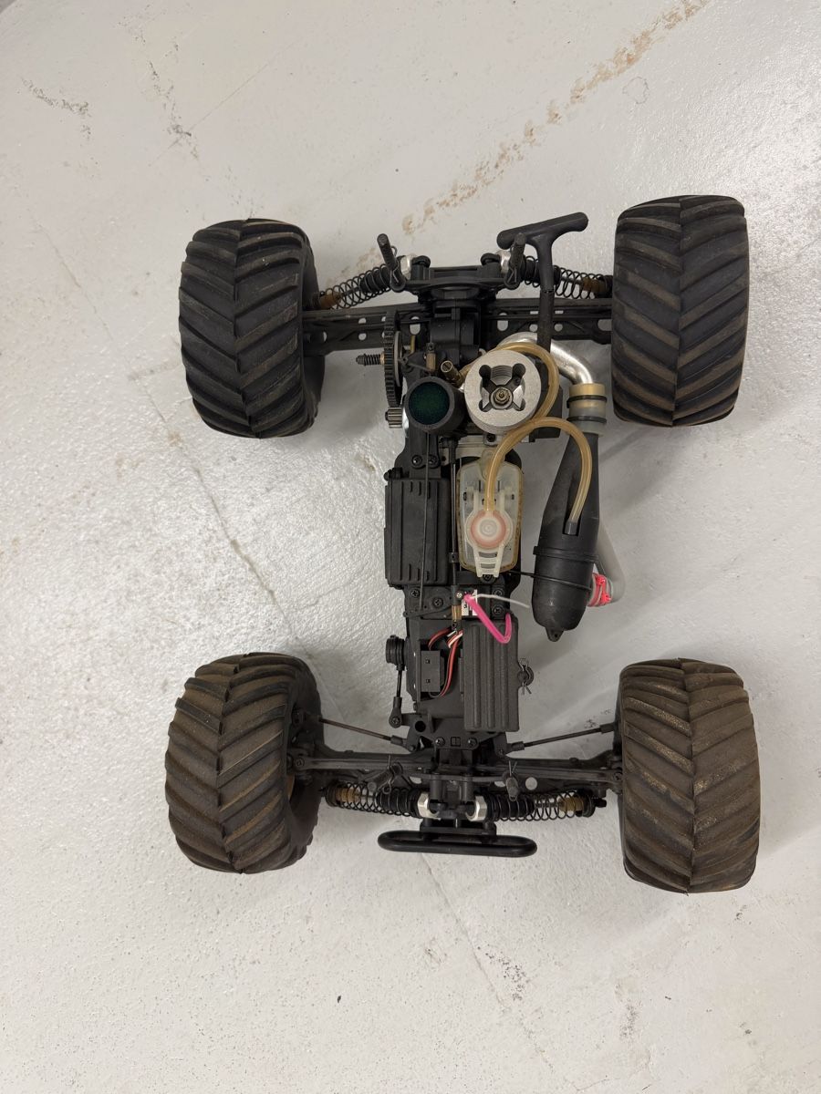 RC Kits de montage: RC Buggy 1:10 – Benzin – D'occasion à Wangen an der Aare par Flo_kaufm 2