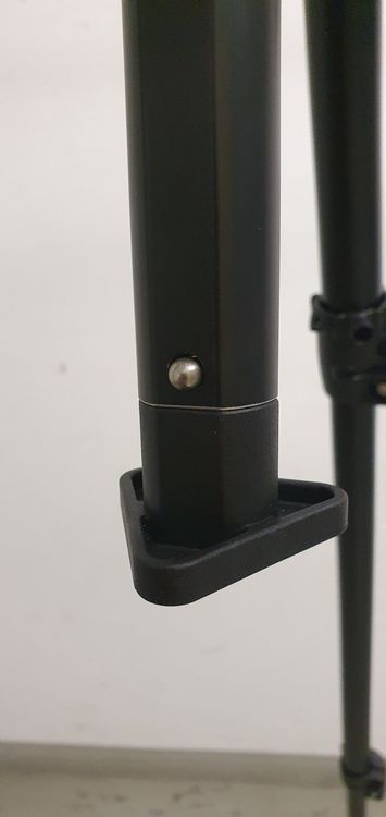 Manfrotto Treppiedi & Teste: Manfrotto MA 055CLB Classic Tripod black Aluminium – Nuovo e nell'imballaggio originale da Chur venduto da luckymike71 5