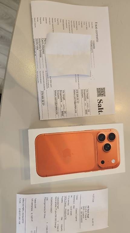 Telefoni cellulari / Smartphones: IPhone 17 pro 256 – Usato da Breganzona venduto da fab_8lj5