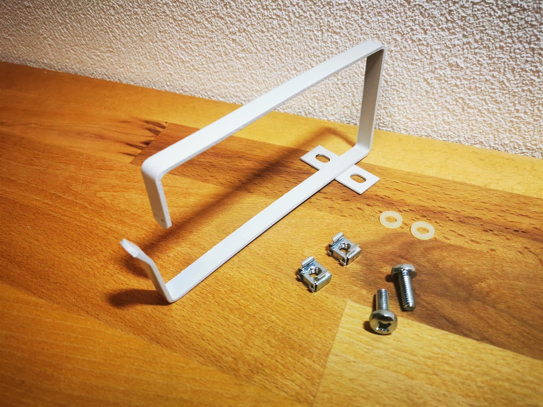 Racks & Ständer: Kabelführung Bügel 19" Rack – Neu und originalverpackt aus Buchs ZH von Sutoris 1