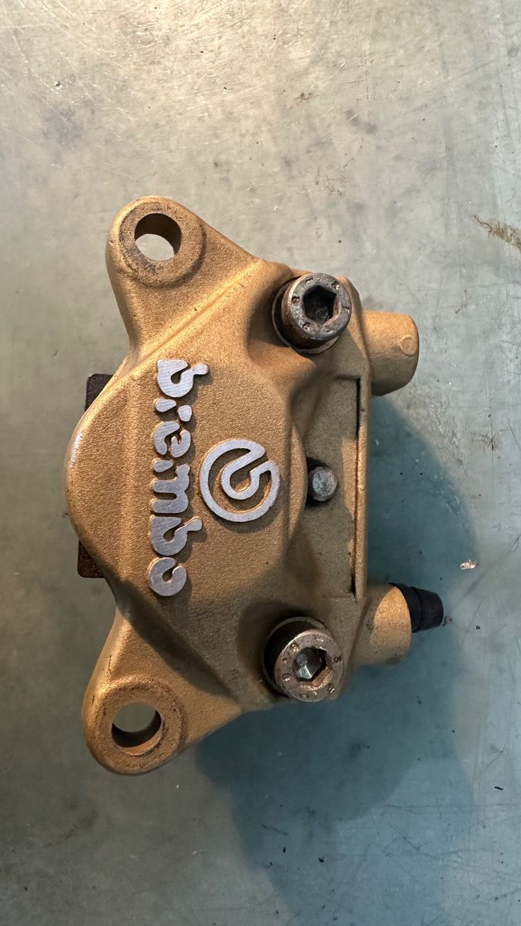 Tutti i ricambio per moto: Bremszange Brembo – Usato da Eschenbach LU venduto da Duc847 3
