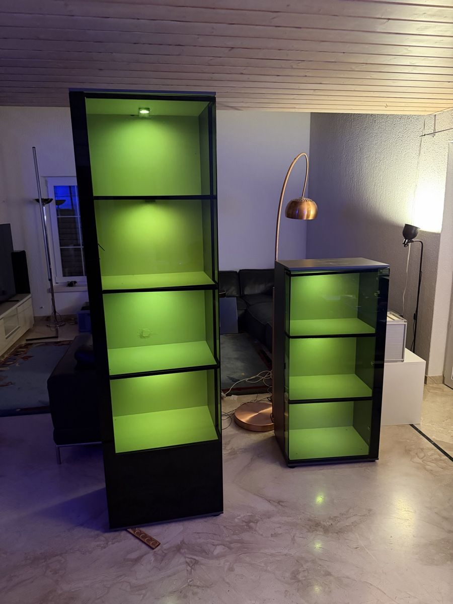 Vetrine: LED Schrank Vitrine 2 Teilig – Usato da Rupperswil venduto da pritz01 2