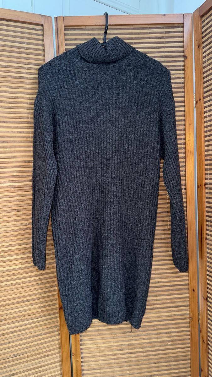 Kleider: Schönes warmes Kleid/ Longpulli, M/L – Gebraucht aus Gümligen von morticiaaddams 2