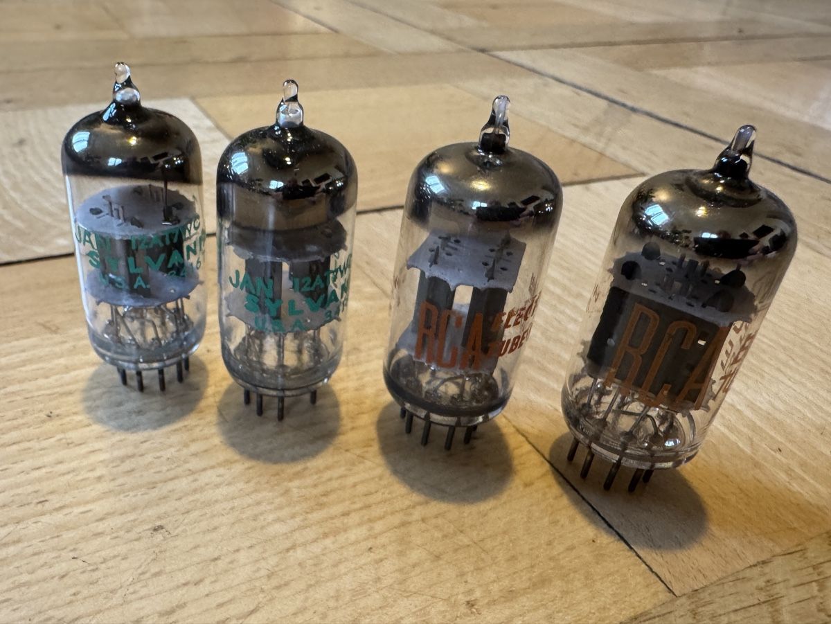 Amplificatori: NOS tubes Röhren RCA / JAN – Nuovo (secondo la descrizione) da Zürich venduto da mateonen 1