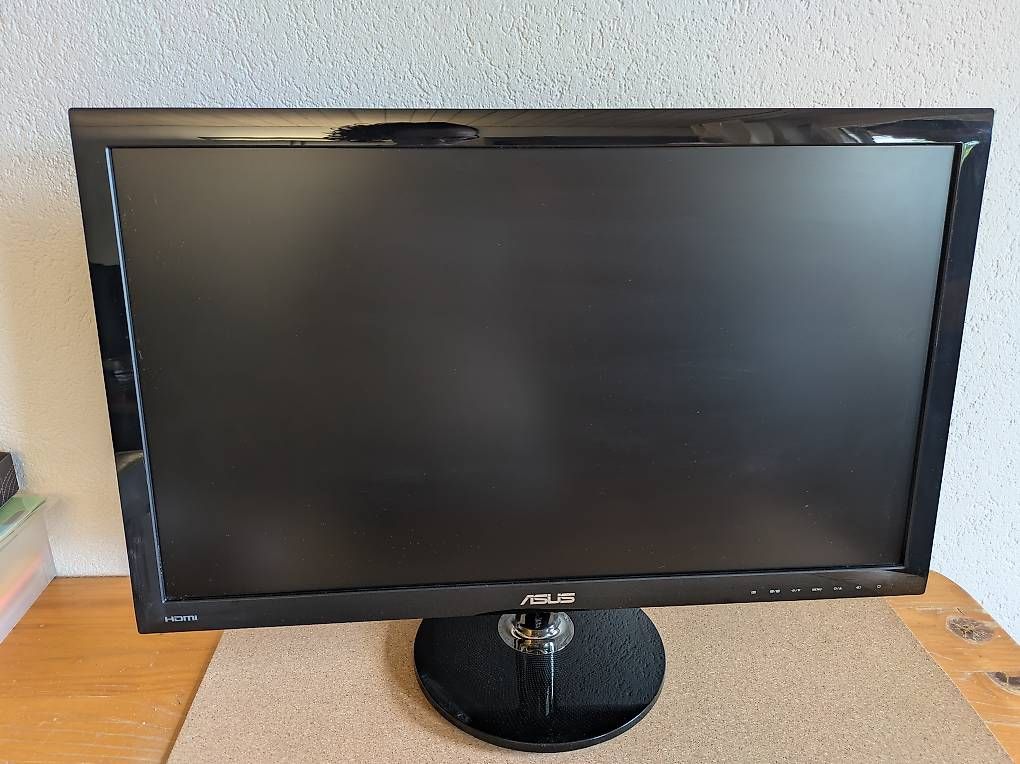 Ecrans: Monitor Asus VS278H, 27 Zoll – D'occasion à Zufikon par Baum03