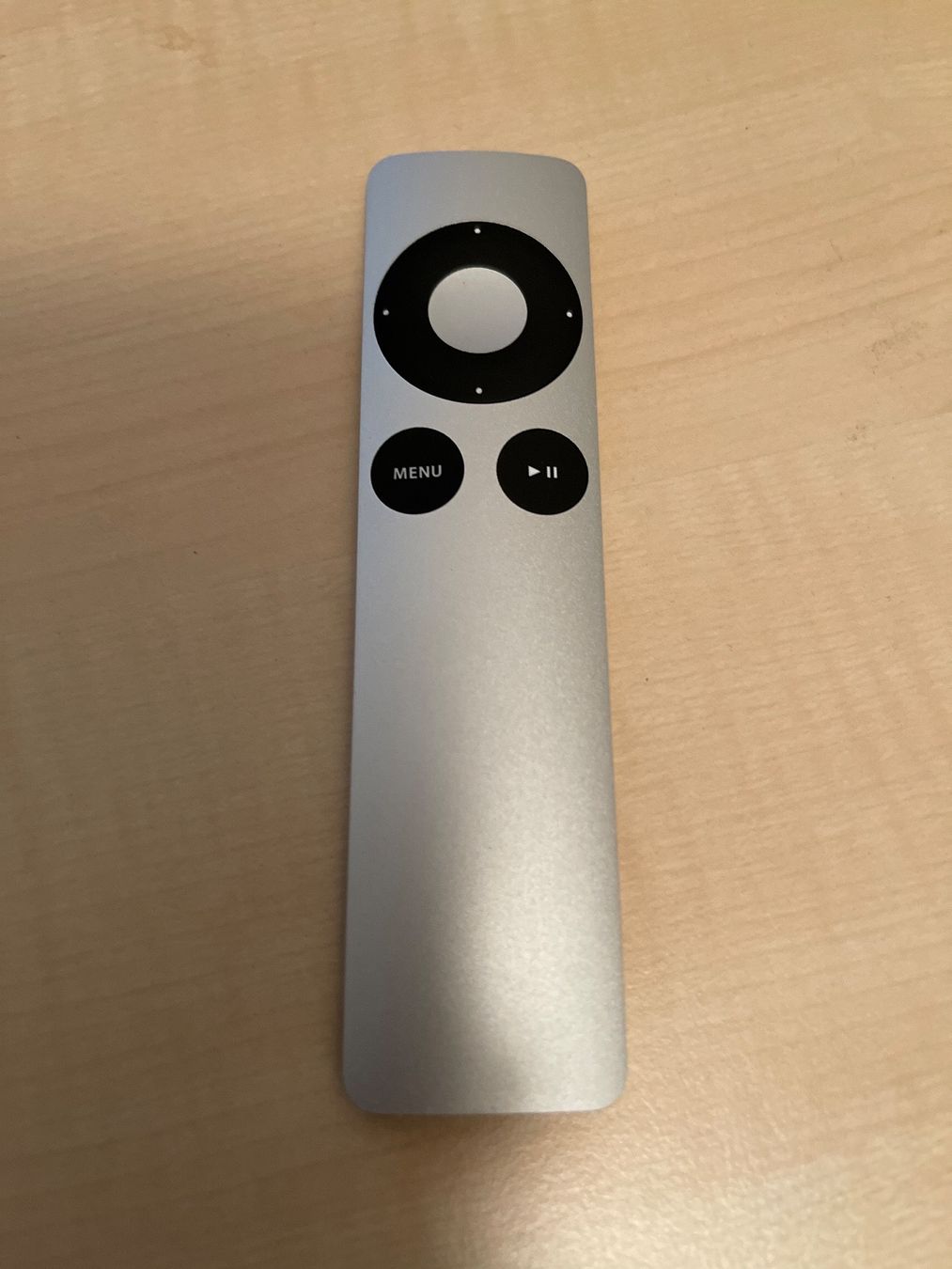 Apple Fernbedienungen: Apple TV 2-3 Fernbedienung Original – Gebraucht aus Arisdorf von comestibles