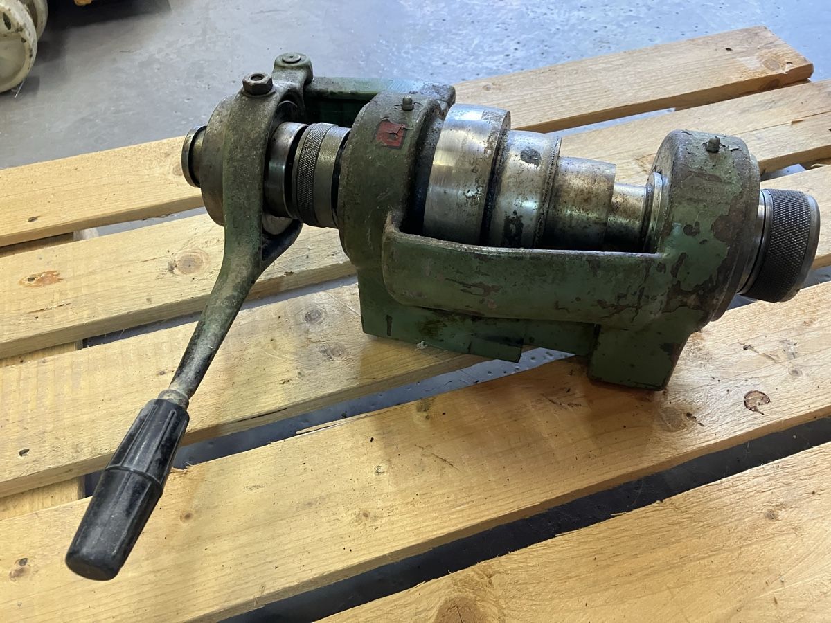 Schaublin Altro per industria metallurgica: Schaublin 102 Spindelstock mit Schnellspanner. – Usato da Herzogenbuchsee venduto da ttaazz79 1