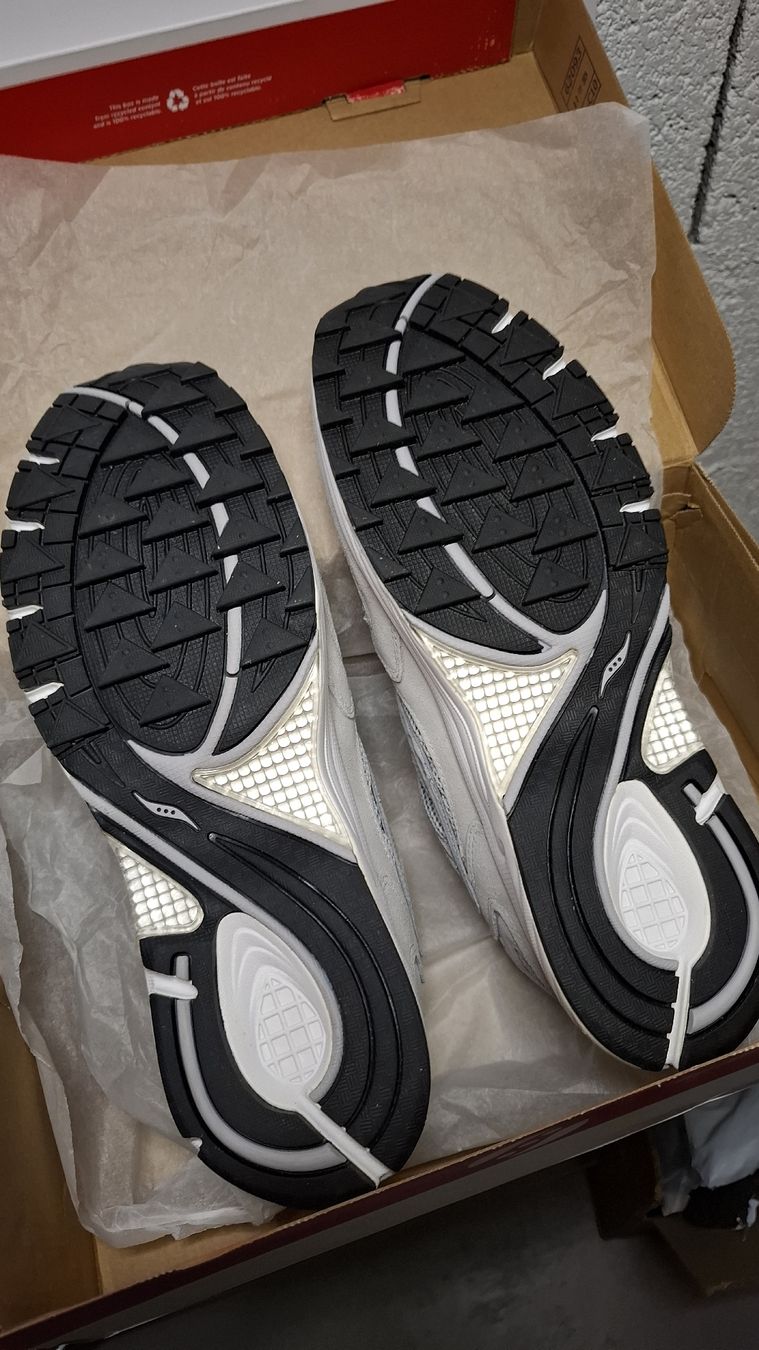 Saucony Scarpe da uomo: Saucony grid jazz 9, neuves! Taille 45 – Nuovo e nell'imballaggio originale da Le Landeron venduto da rue_k9kg 5