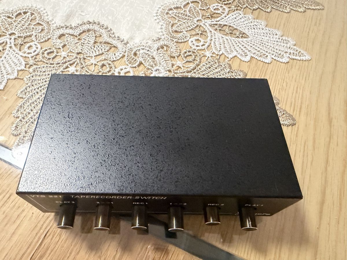 Aufnahmegeräte: Vogel's VTS 221 Taperecorder Switch – Gebraucht aus Trimbach von SABO-61 5