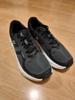 NEU On Cloudrunner 2 Schuhe Herren Grösse 44.5 schwarz