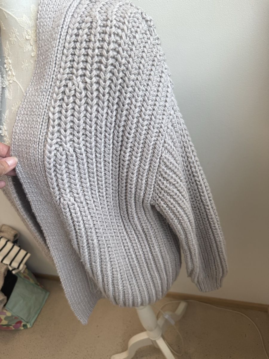 Vestes: Strickjacke von H&M – D'occasion à Itingen par jessi811 1