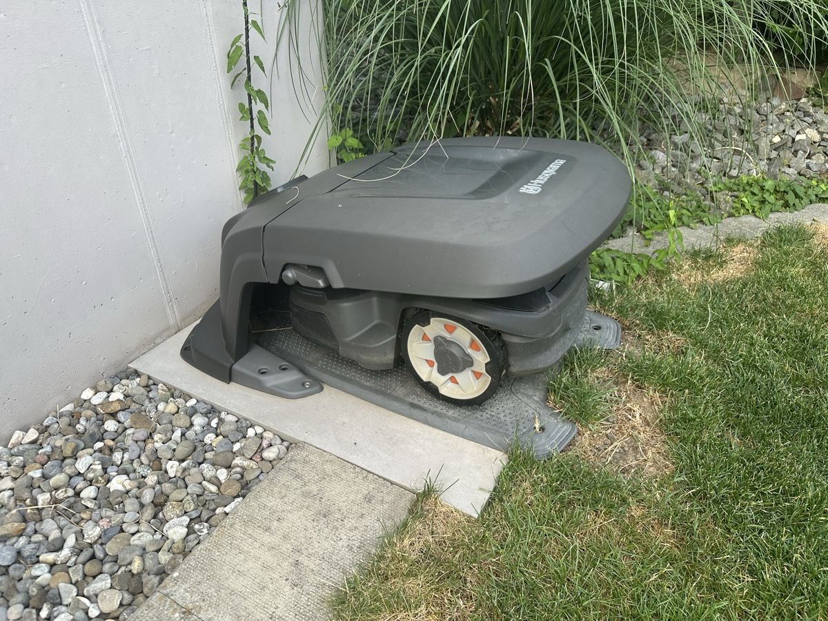 Husqvarna Rasenmäher: Husqvarna 405X Automower – Gebraucht aus Safenwil von ds83 7