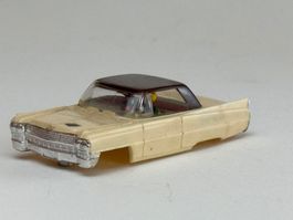 GB4-  Faller AMS Cadillac helelfenbein/braun Karosserie
