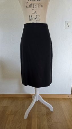 Zeitlos und ellegant Jupe von "WINDSOR" Gr. 42 *NEU*