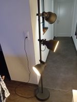 Lampe à pied à 3 têtes