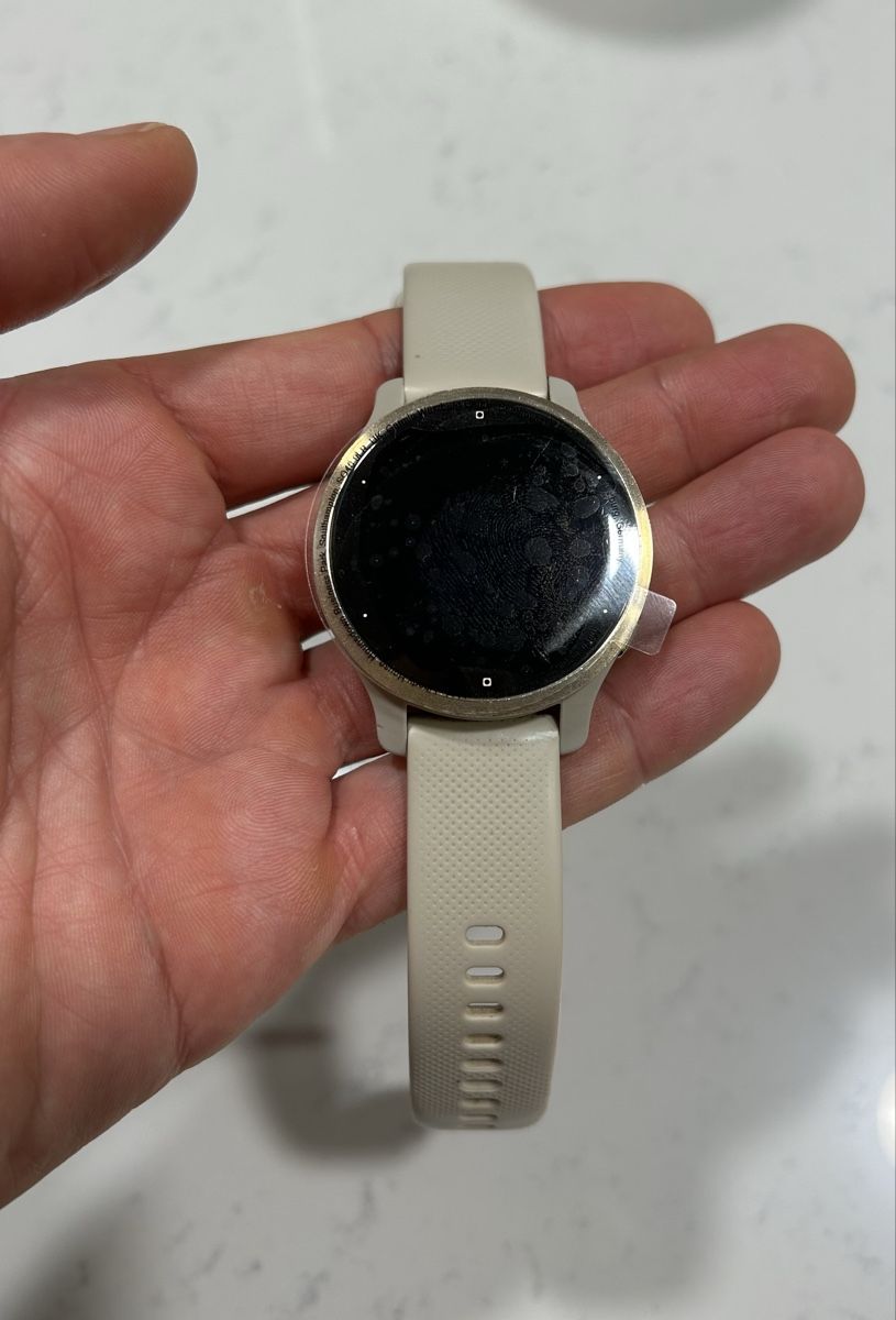 Garmin Smartwatch: Garmin Venu 2S  – Gebraucht aus Riehen von