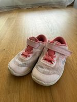 Turnschuhe o.ä. Gr. 23.5 NIKE