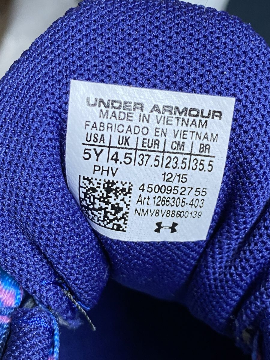 Under Armour Damenschuhe: Sneakers neufs Under Armour p. 37,5 – Neu und originalverpackt aus Broc von ffribourg 3