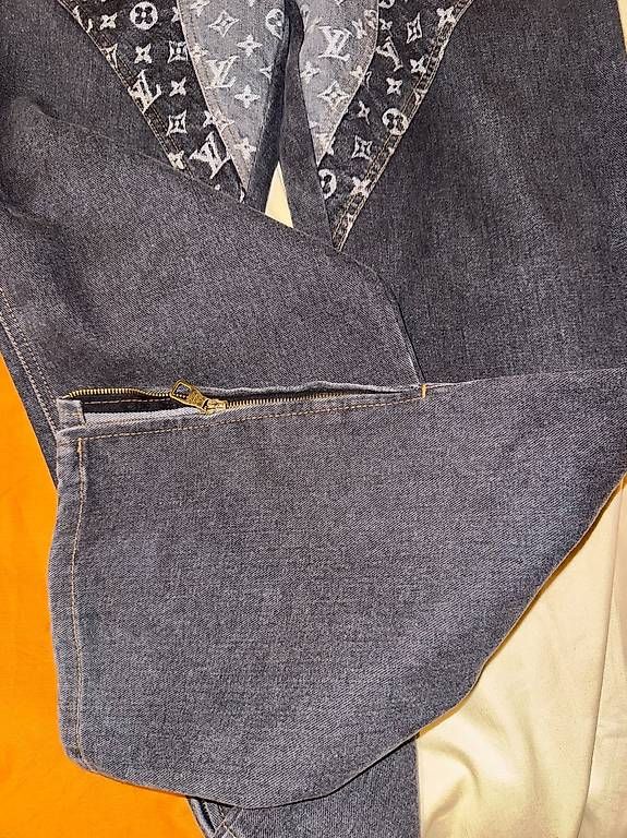 Jeans: Louis Vuitton Flower Carpenter Denim – Usato da Genève venduto da gae_5vrx 1