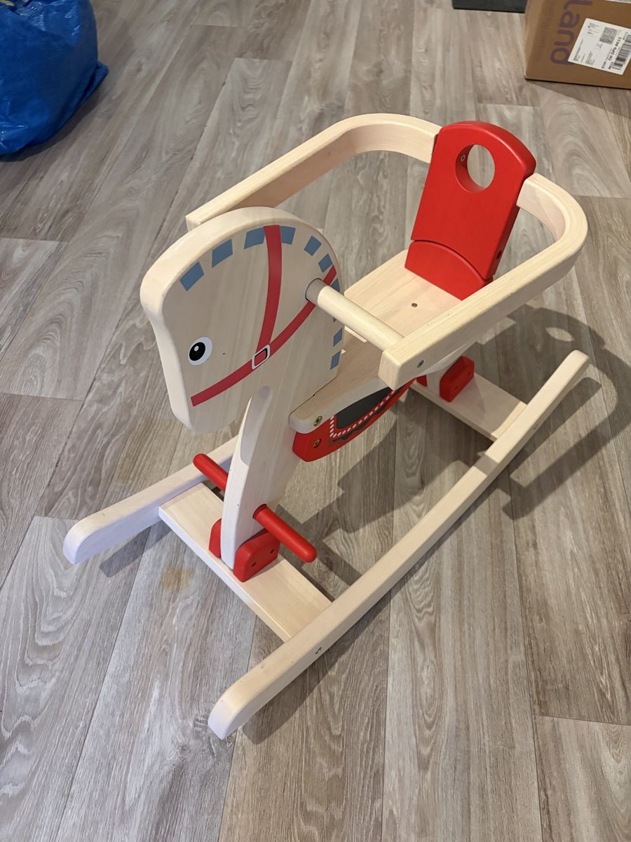 Jouets: Spielba Schaukelpferd Holz – D'occasion à Bonstetten par Keynes 1