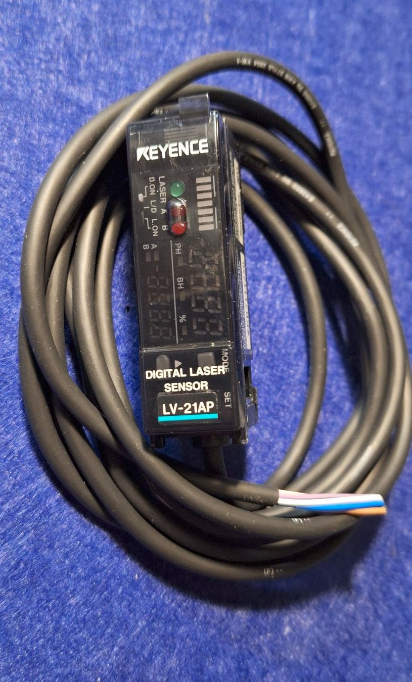 Elektronikbauteile: amplificateur Keyence LV-21AP – Gebraucht aus Bussy FR von 023