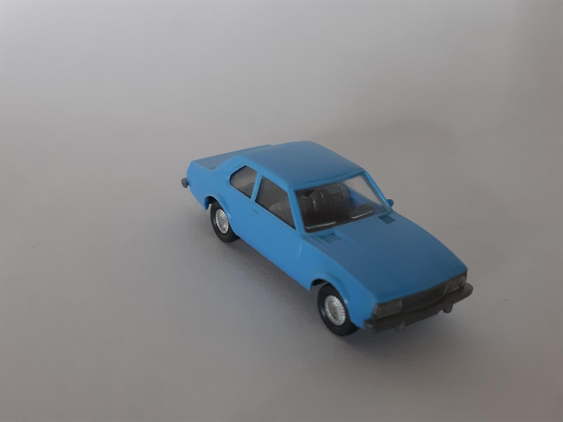 Wiking Modellini d'auto: Wiking - Opel Ascona B – Usato da Bichwil venduto da Viggen37 3