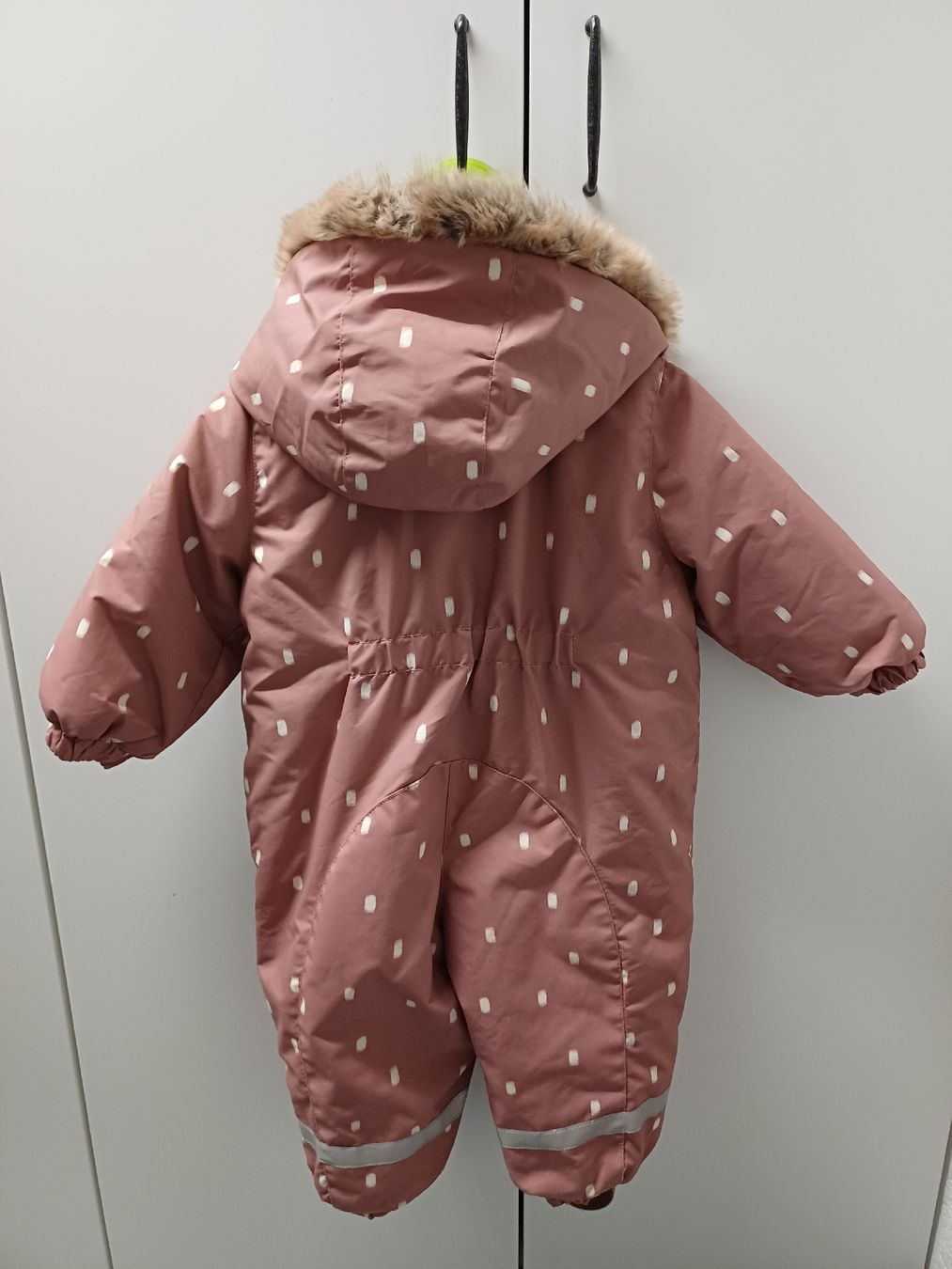 Completi: Schneeanzug Grösse 80 + Mütze – Usato da Walde AG venduto da fashionstyles 3