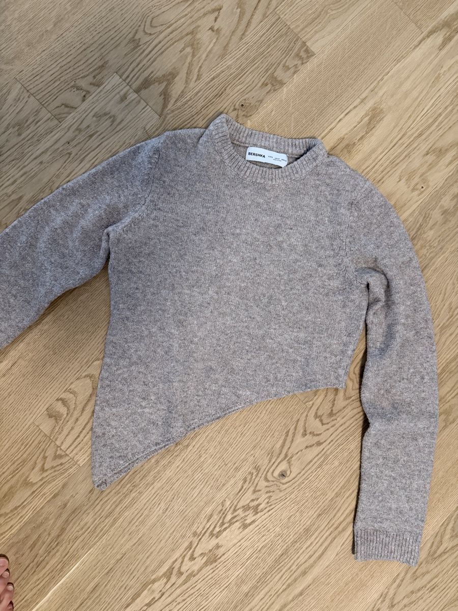 Bershka Maglioni & Felpe: Bershka Pullover, Grösse M, beige – Usato da Schaan venduto da bar_pp72