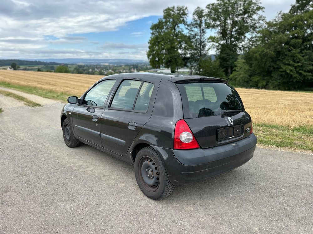 Renault Automobili: Renault Clio 1.4 16V MFK 01/2024 – Usato da Schlattingen venduto da zenunicommerce 1