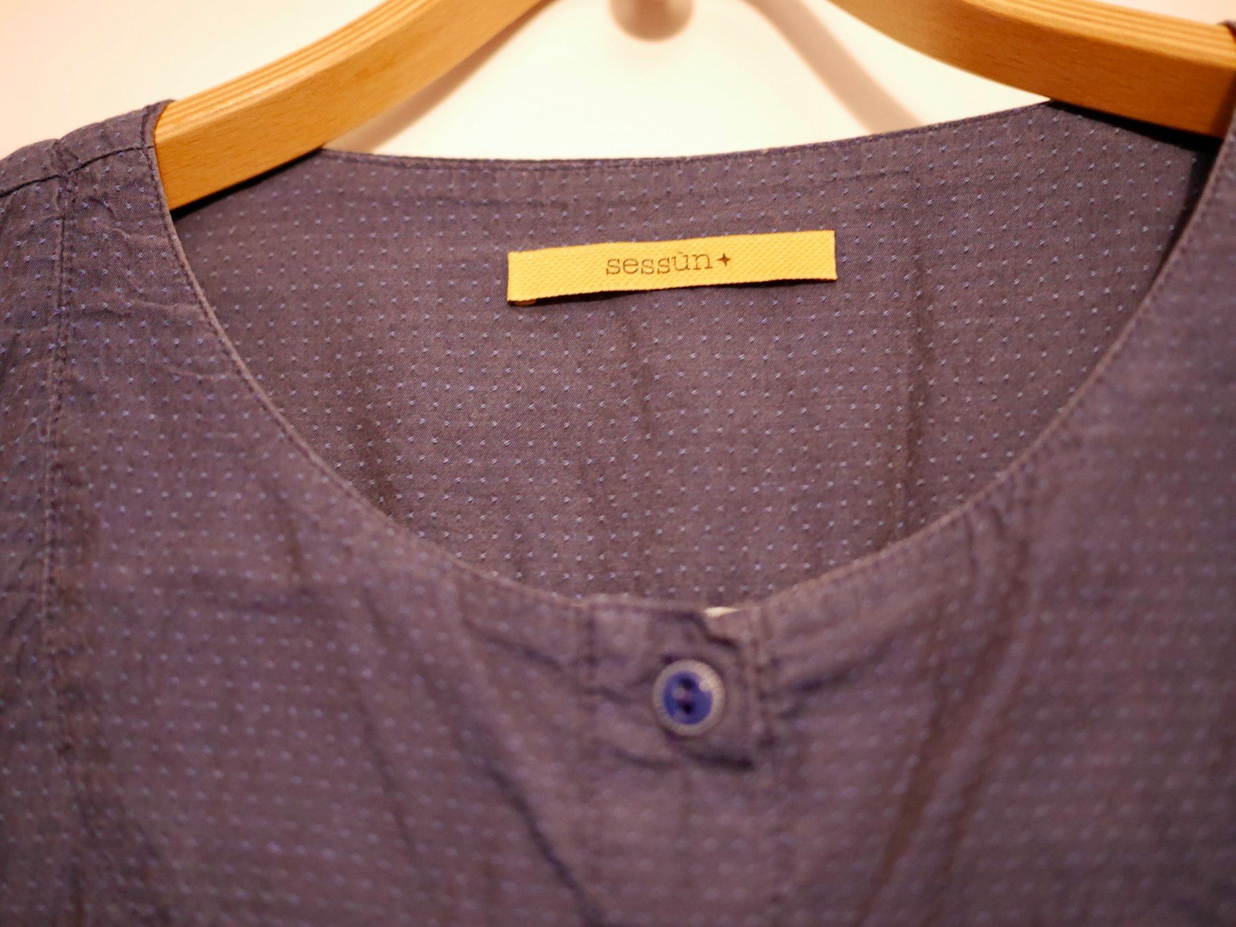 Sessun Vestiti: Kleid Sessùn – Usato da Winterthur venduto da Molinam 1