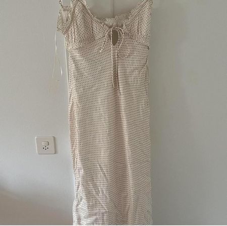 Ungetragenes Zara Kleid polka dots M