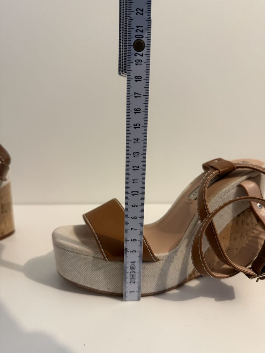 Zara Scarpe da donna: ZARA PLATEAU SANDALETTEN – Usato da Stettlen venduto da Beauty-19 5