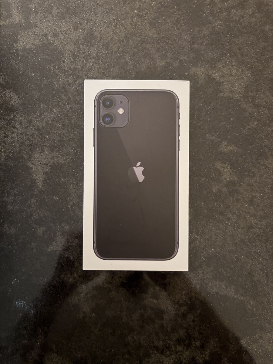 Apple Telefoni cellulari / Smartphones: iPhone 11 AKKU 100% – Nuovo (secondo la descrizione) da Emmen venduto da Brahim