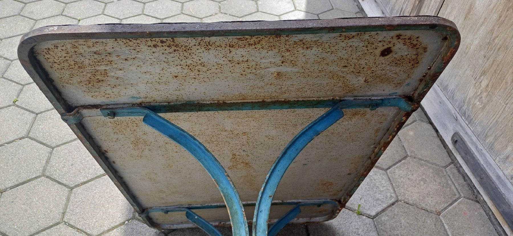 Tavoli: Jugendstil Gartentisch – Usato da Flawil venduto da Naphtali 8