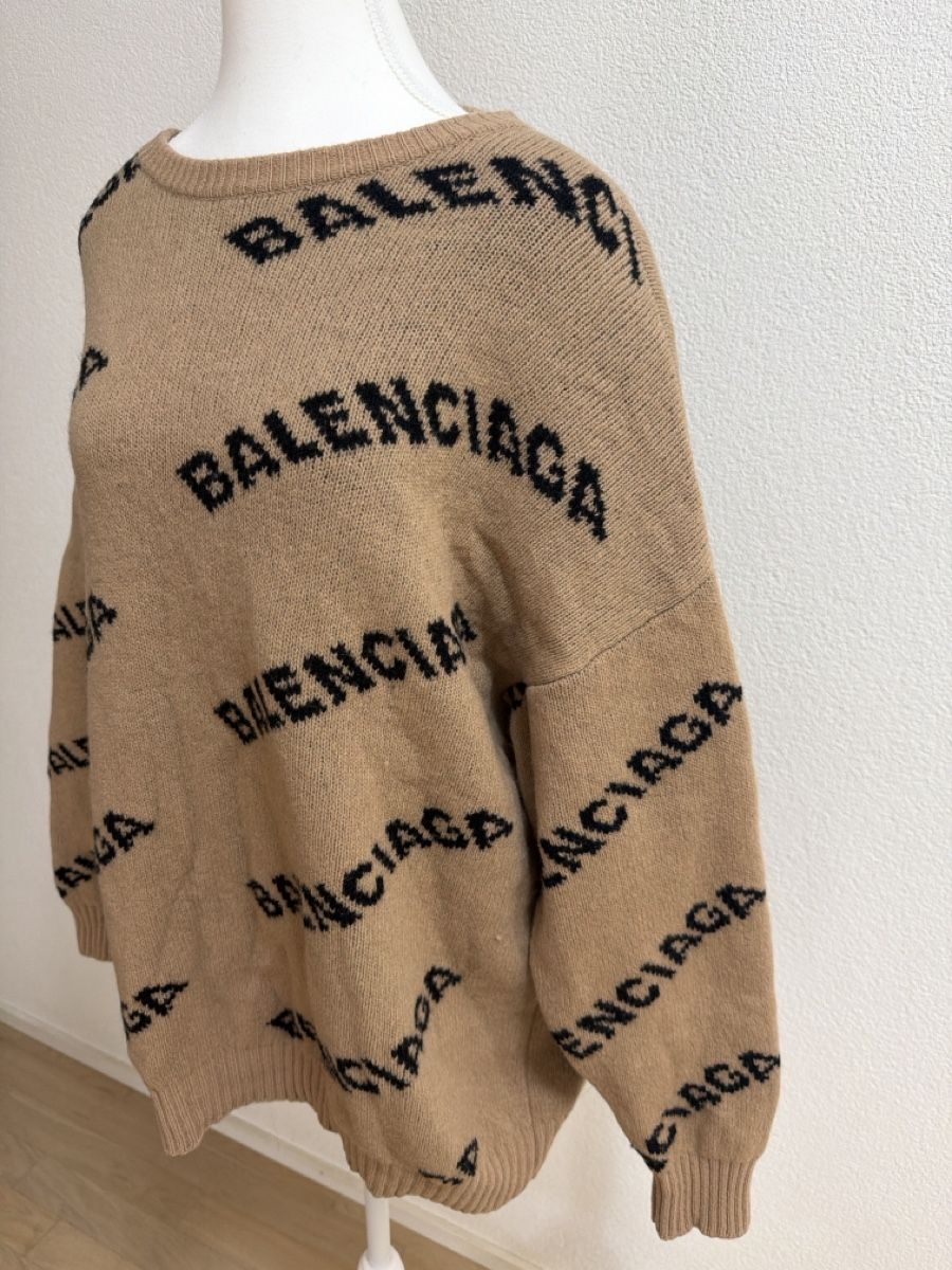 Balenciaga Maglioni & Felpe: Balenciaga Wollpullover, Top Zustand, Grösse M, Winter – Nuovo (secondo la descrizione) da Effretikon venduto da MaisonNade 1