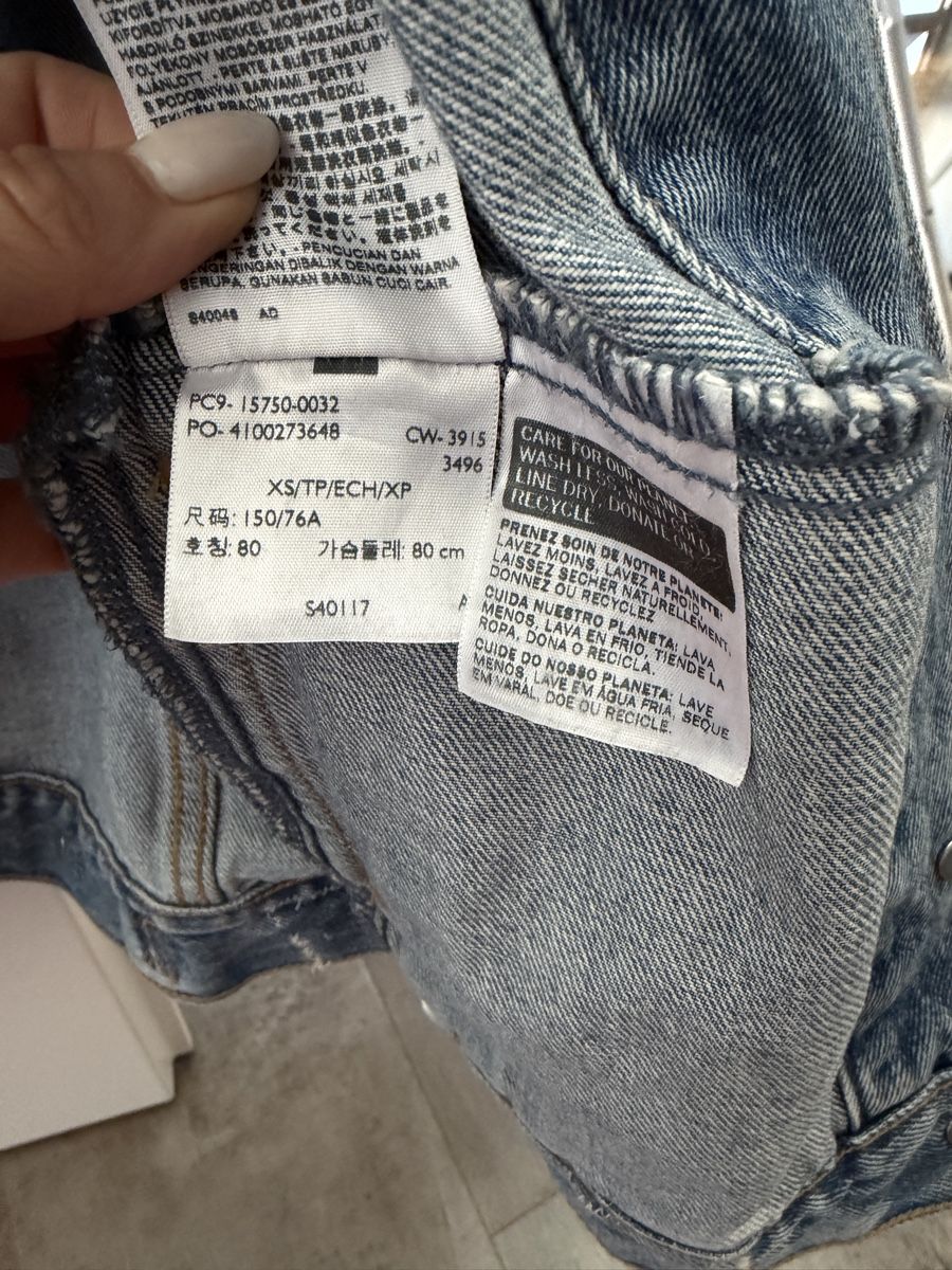 Levi's Giacche: Levi’s Jeans Jacke  – Usato da Neerach venduto da the_modern_mini 4