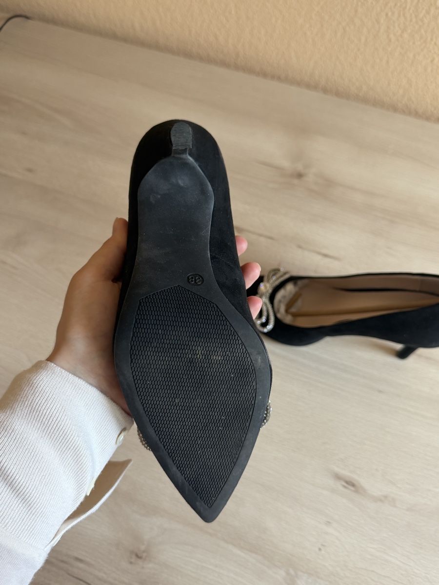 Chaussures femmes: Black high heels size 38  – Neuf (Voir description) à Puplinge par yav_9r9f 4