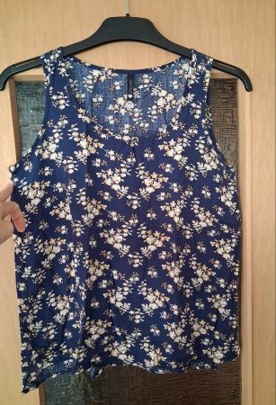 Damen Top Blumenmuster Dunkelblau, Gr. S, guter Zustand
