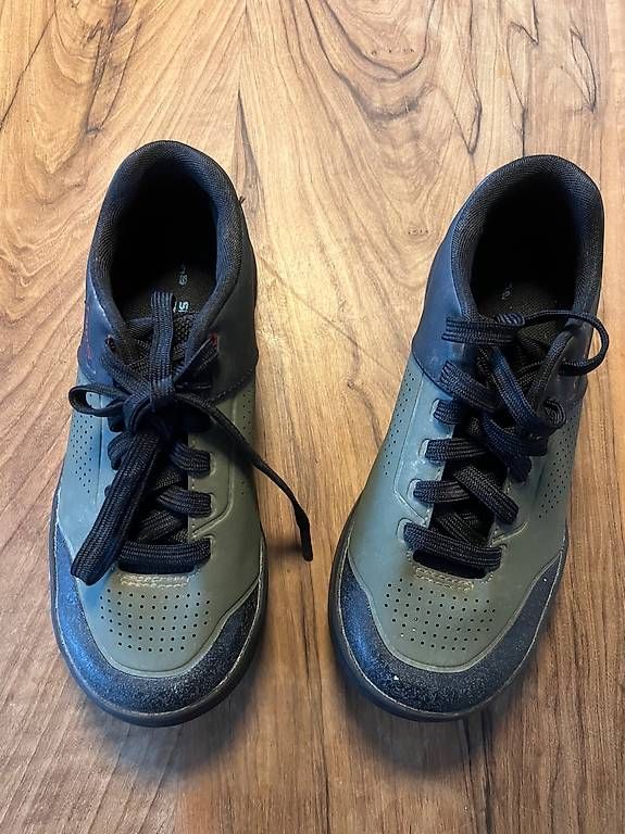 Scarpe da uomo: Shimano Fahrradschuhe – Usato da Winterthur venduto da noa55