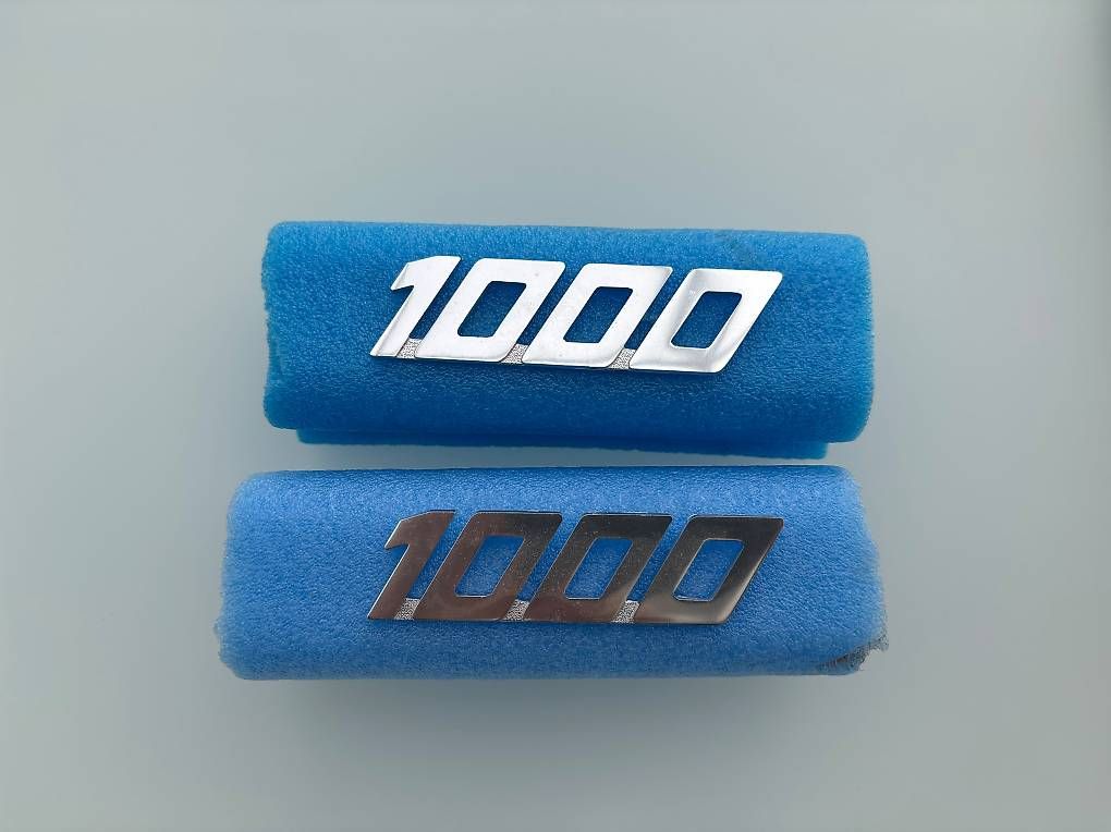 Laverda Tutti i ricambio per moto: Laverda 1000 Embleme neu - Oldtimer, Veteran – Nuovo (secondo la descrizione) da Aeugst am Albis venduto da Bikeboy1