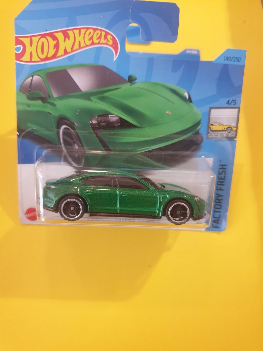 Hot Wheels Modellini d'auto: 2 x Hot Wheels PORSCHE TAYCAN TURBO S – Usato da Oftringen venduto da Rotor 3