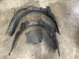 Alfa Romeo 147 Radhausverkleidungen vorne